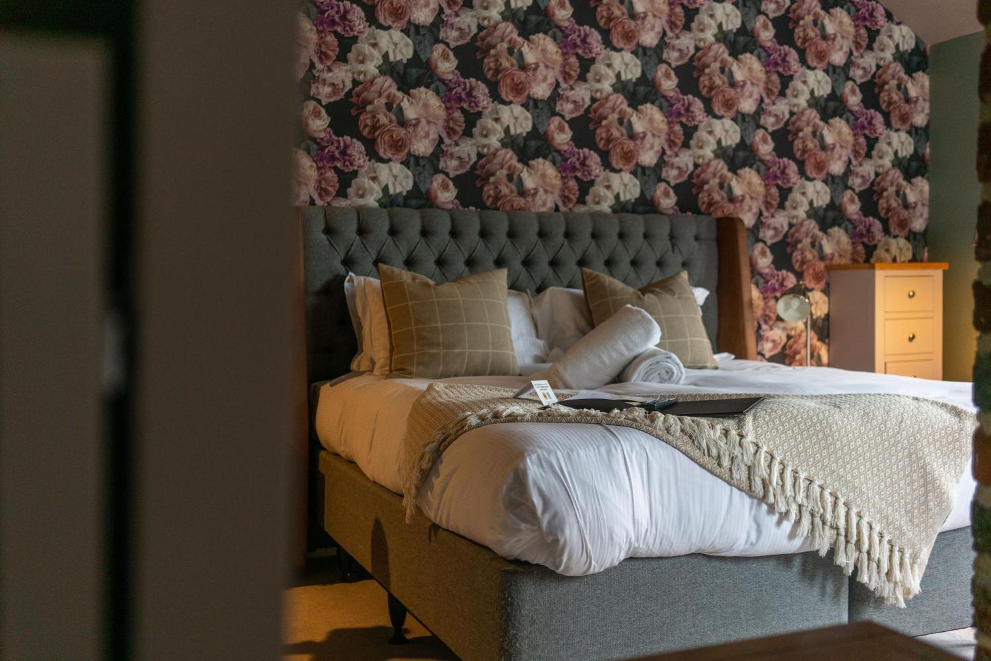 The Welldiggers Arms Bed & Breakfast Petworth Exterior foto